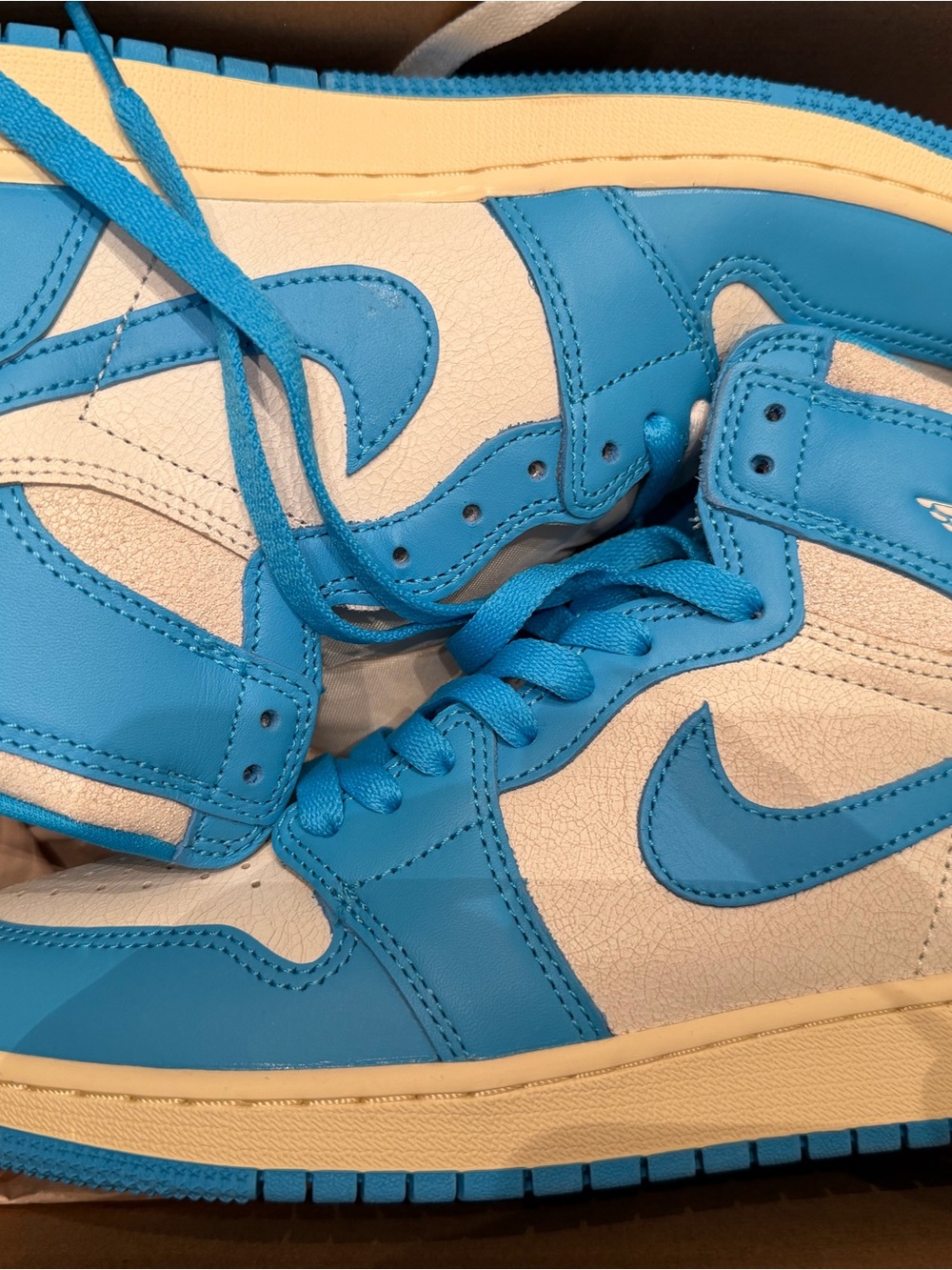 Air Jordan 1 High OG "UNC
Reimagined"